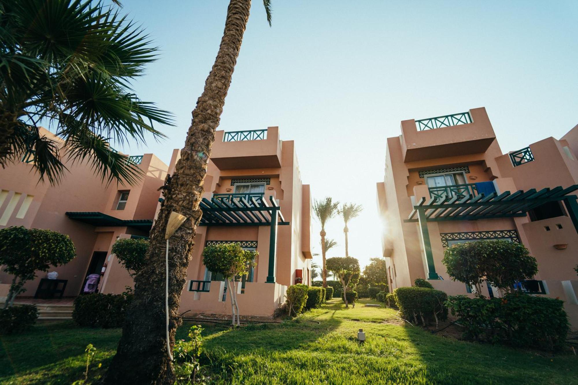 Rehana Sharm Resort - Aquapark & Spa - Couples And Family Only -Premium Ultra All-Inclusive 24H Exterior photo